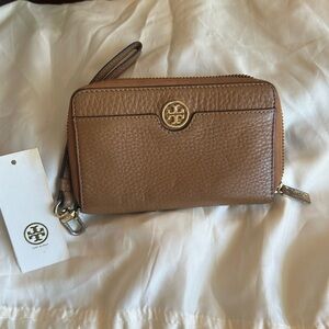 Tory Burch Tiger’s Eye Wrist Wallet